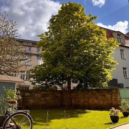 Mitte 3*