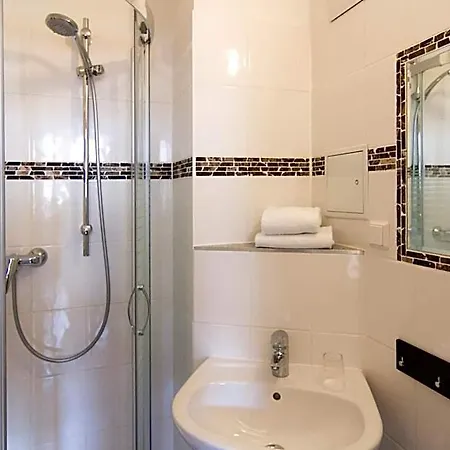 Mitte Apart Otel Dresden